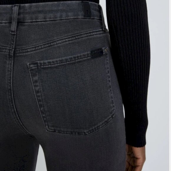 7 For All Mankind Megaflare Jean – Black – Size 25 – NWT - Picture 4 of 6